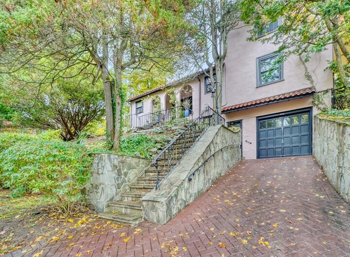 446 Highland Ave  Winchester MA 01890 photo