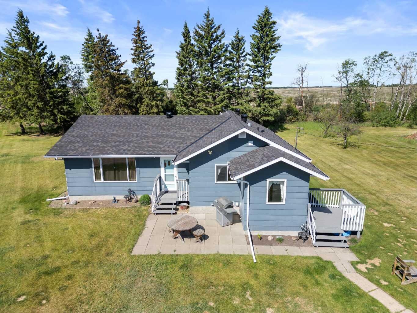 Property Photo:  43117 Highway 855  AB T0B 2A0 