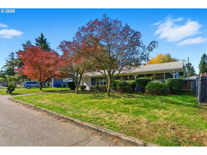 Property Photo:  835 NE 191st Ave  OR 97230 