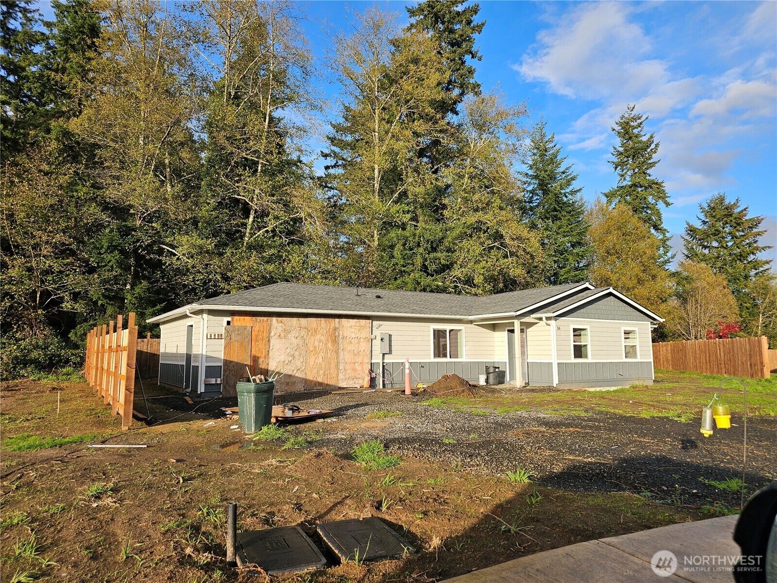 Property Photo:  16  Pebble Creek Court  WA 98541 
