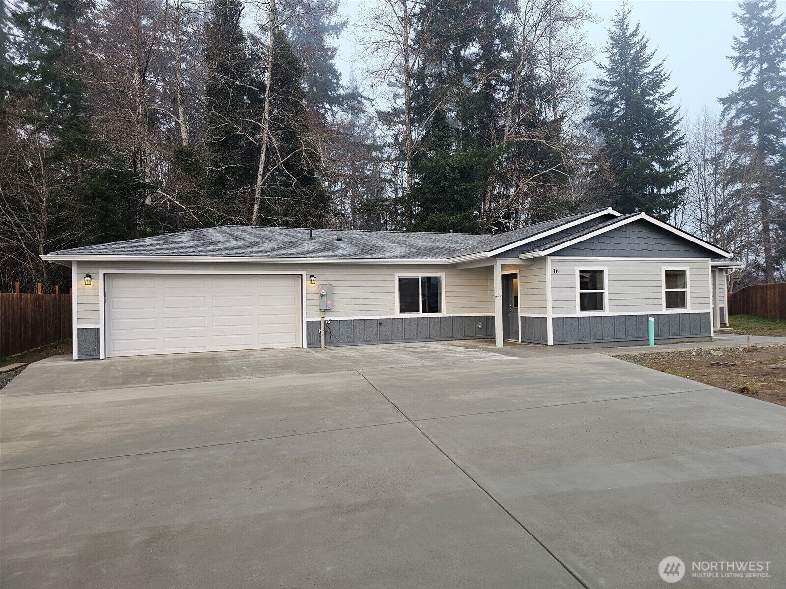 Property Photo: 16 Pebble Creek Court WA 98541