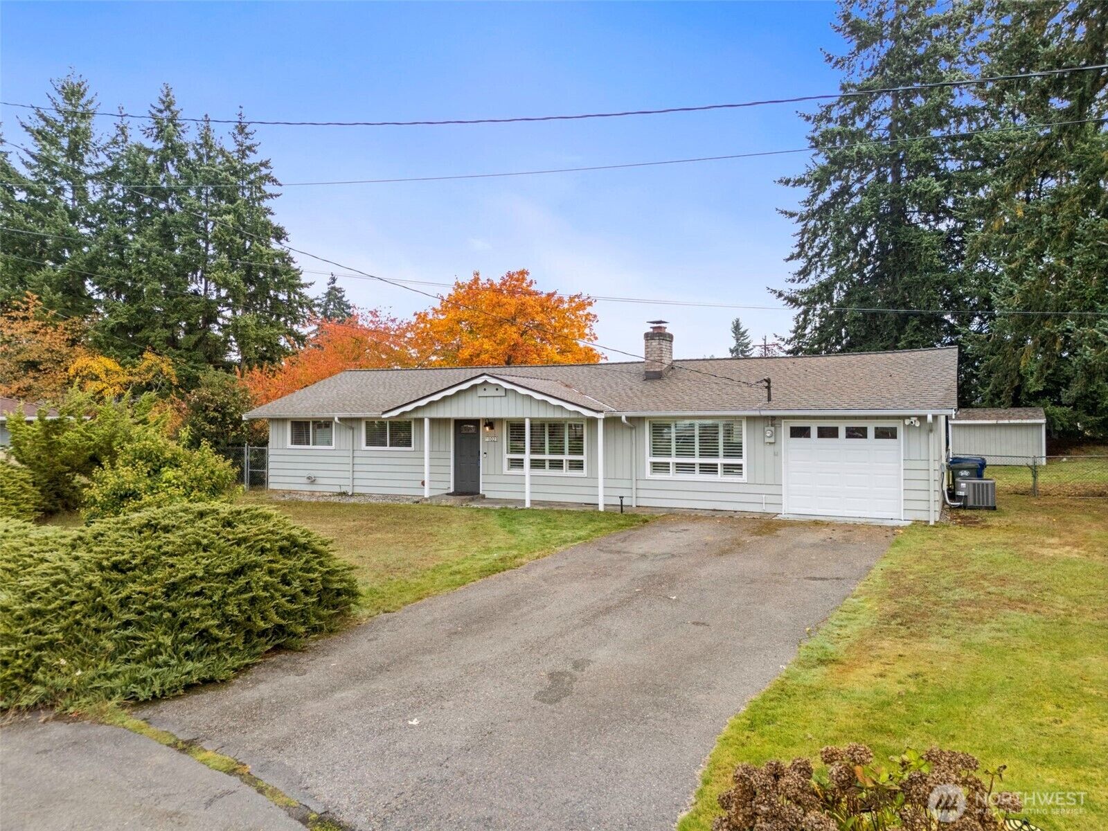 Property Photo: 1023 139th Street E WA 98445