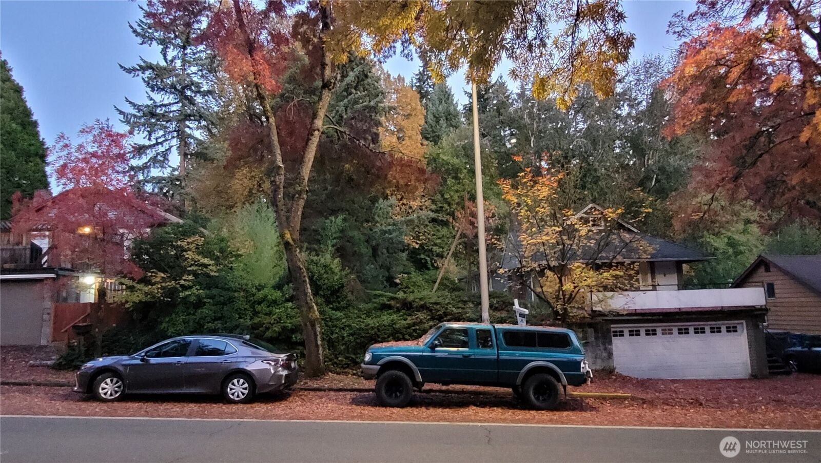 Property Photo: 11744 35th Avenue NE WA 98125