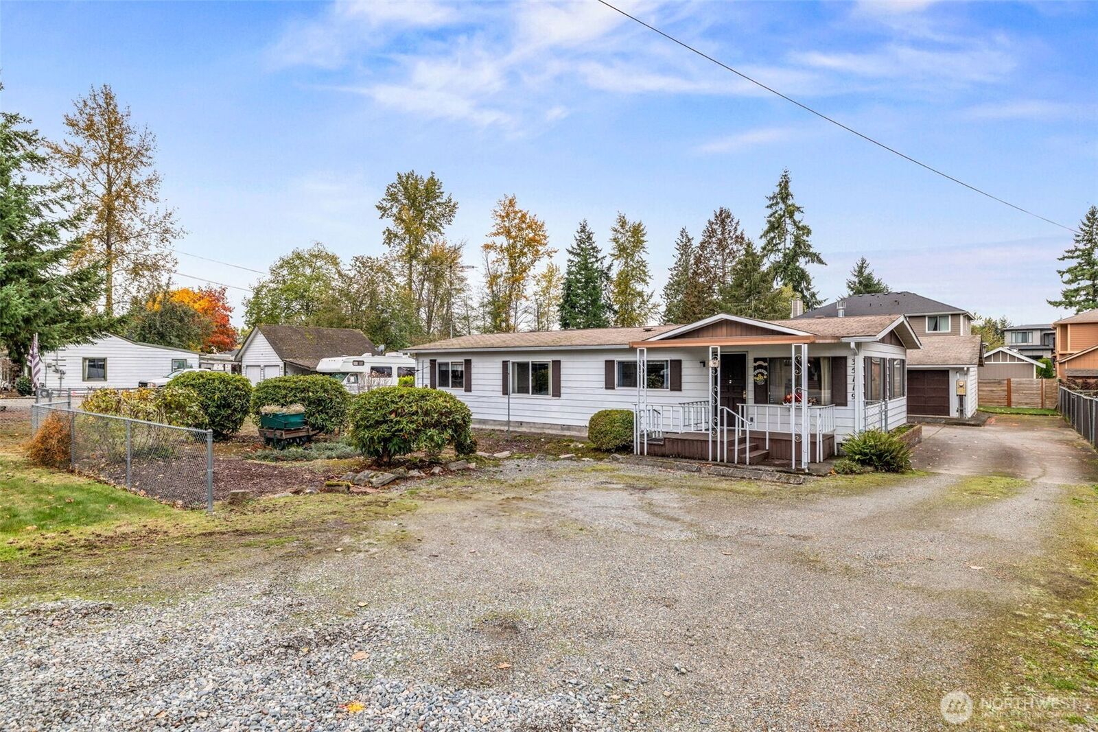 Property Photo: 35119 28th Avenue S WA 98003