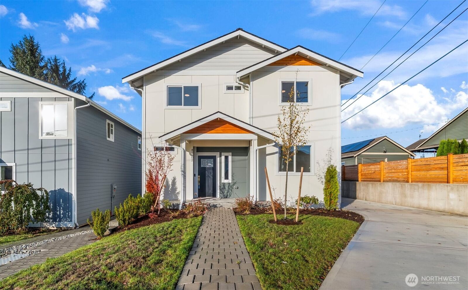 Property Photo:  3102  44th Avenue NE  WA 98422 