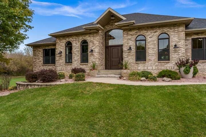 Property Photo:  7146 Barngate Drive  IL 61080 