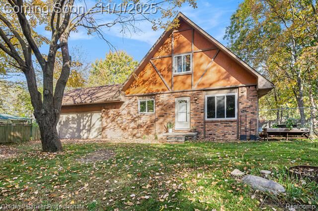 2495 Moore Place  Oceola Twp MI 48843 photo