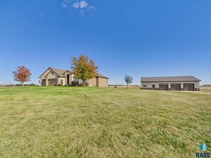 Property Photo:  26654 464th Ave  SD 57033