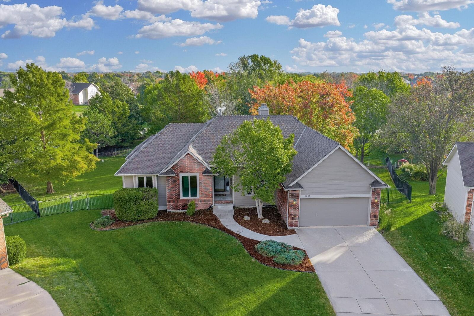 Property Photo:  1255 N Bracken Ct  KS 67206 