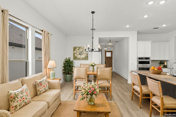 Property Photo: 125 Sentido TX 78006