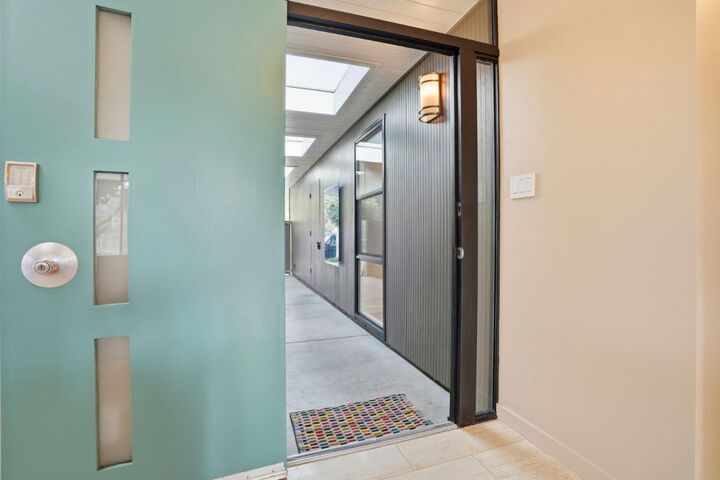 Property Photo:  2219 Allegheny Way  CA 94402