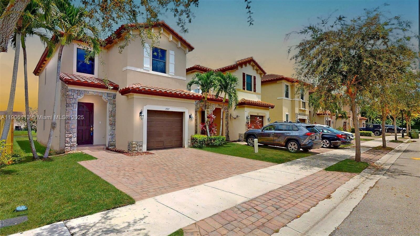 Property Photo:  3767 NE 2nd St  FL 33033 