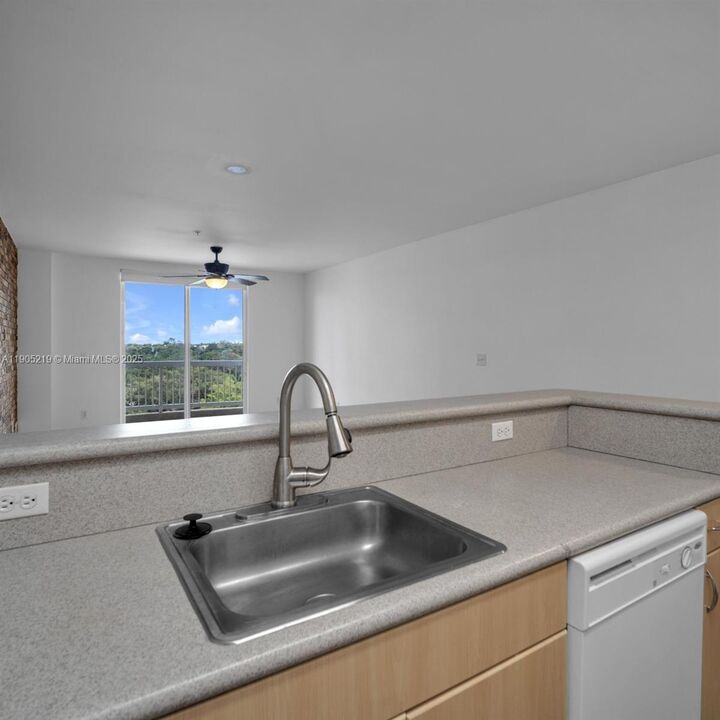 Property Photo:  2400 SW 27th Ave 604  FL 33145 