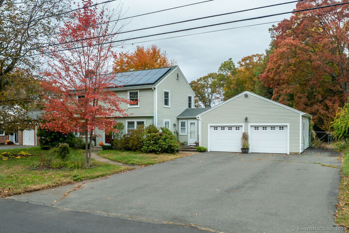 Property Photo:  15 Maiden Lane  CT 06062