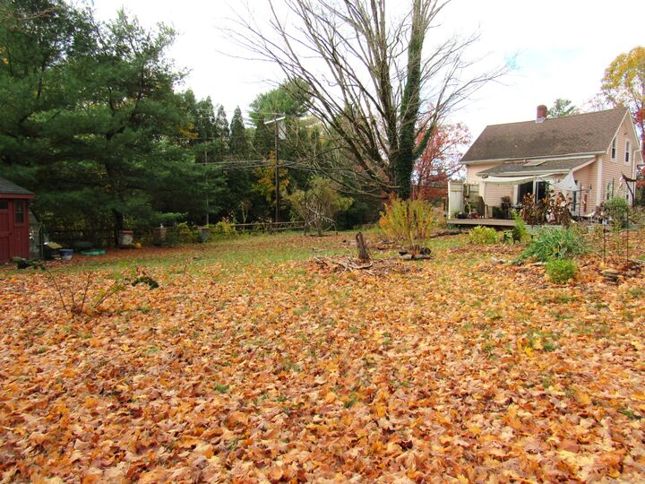 Property Photo:  917 Hopewell Road  CT 06073