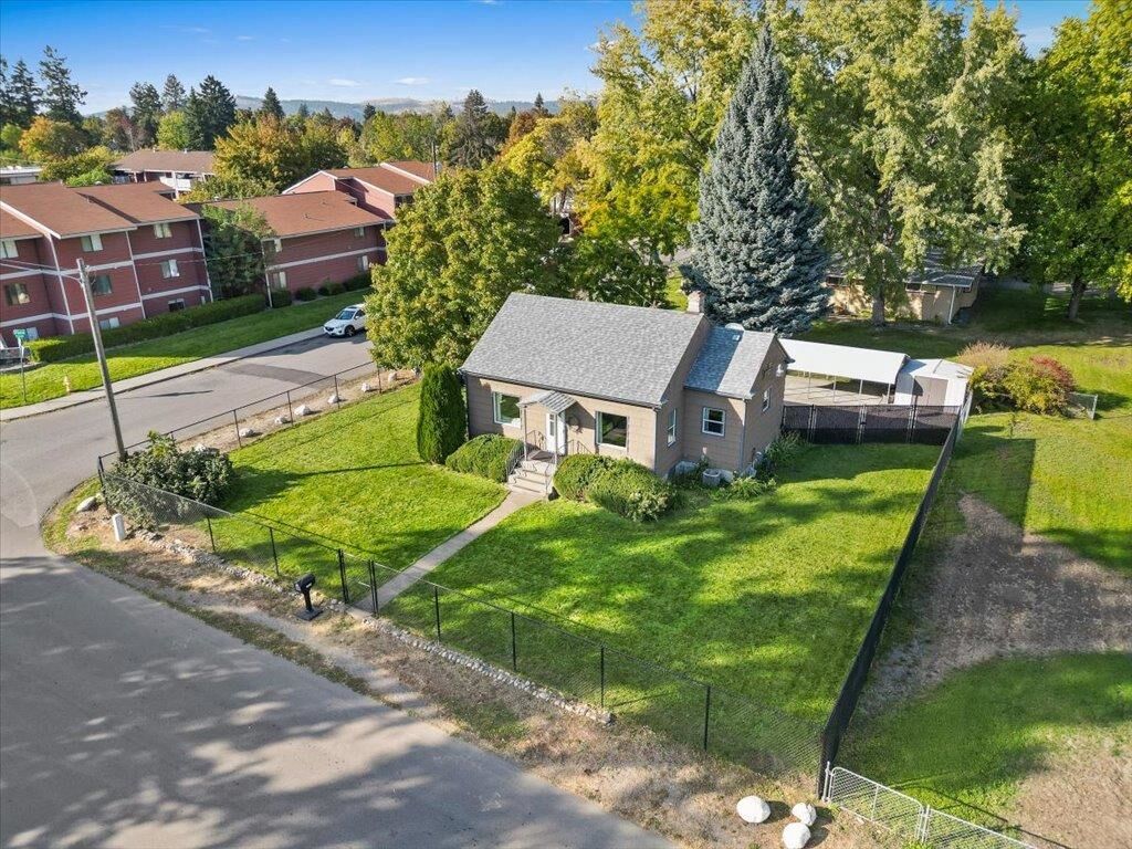 Property Photo: 10303 E Main Ave WA 99206