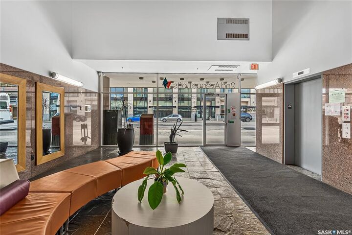 Property Photo:  120 23rd Street E 328  SK S7K 0K8 