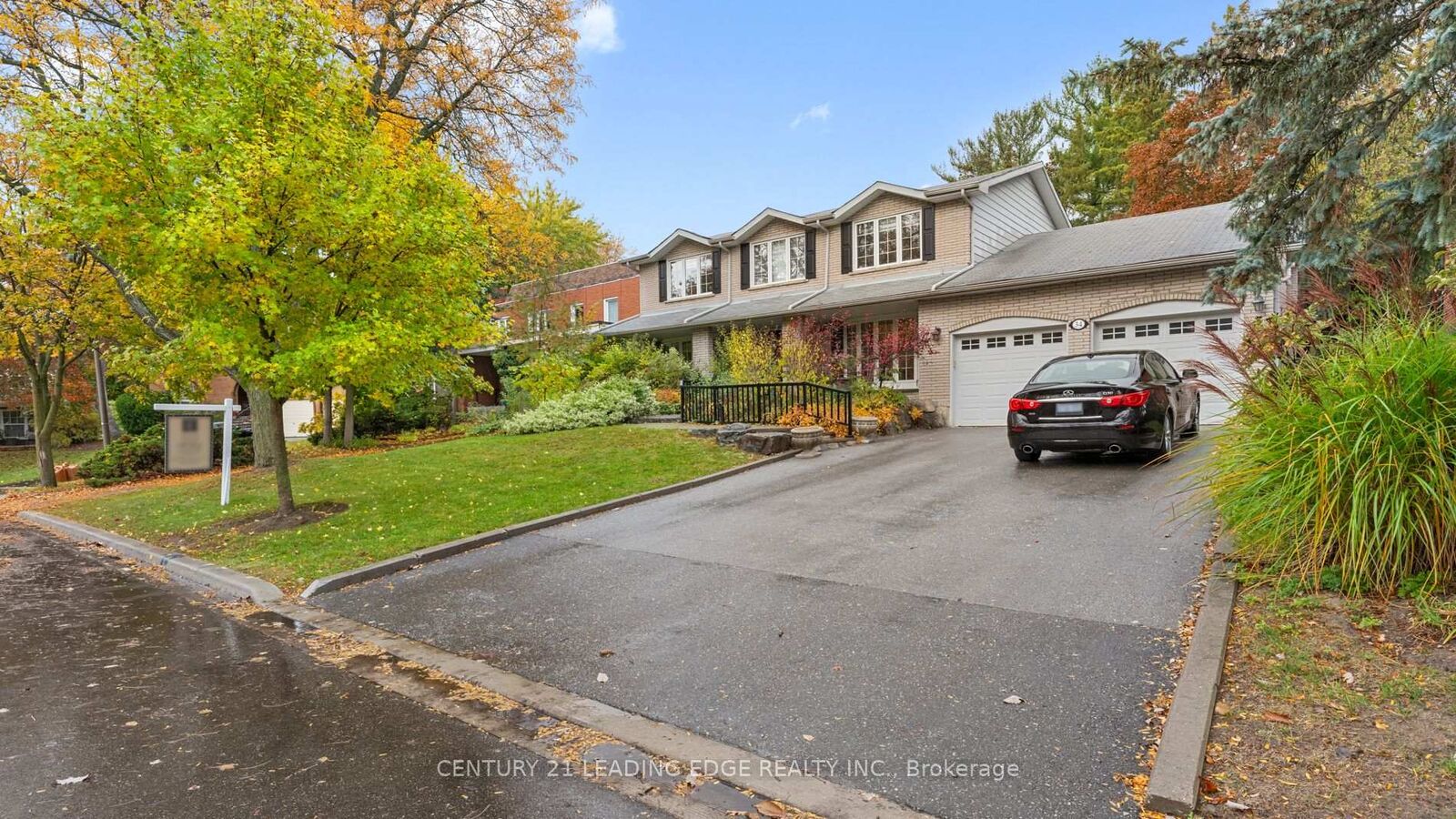 Photo de la propriété:  34 Forest Park Crescent  ON L3T 2M7