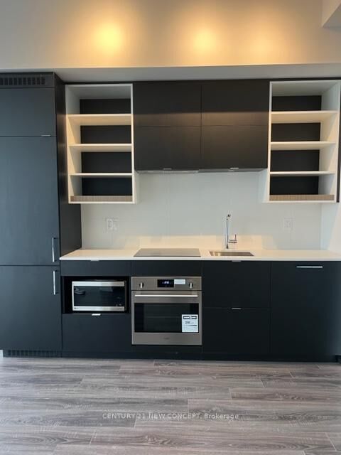 Photo de la propriété: 20 Edward Street 2712 ON M5G 0C5