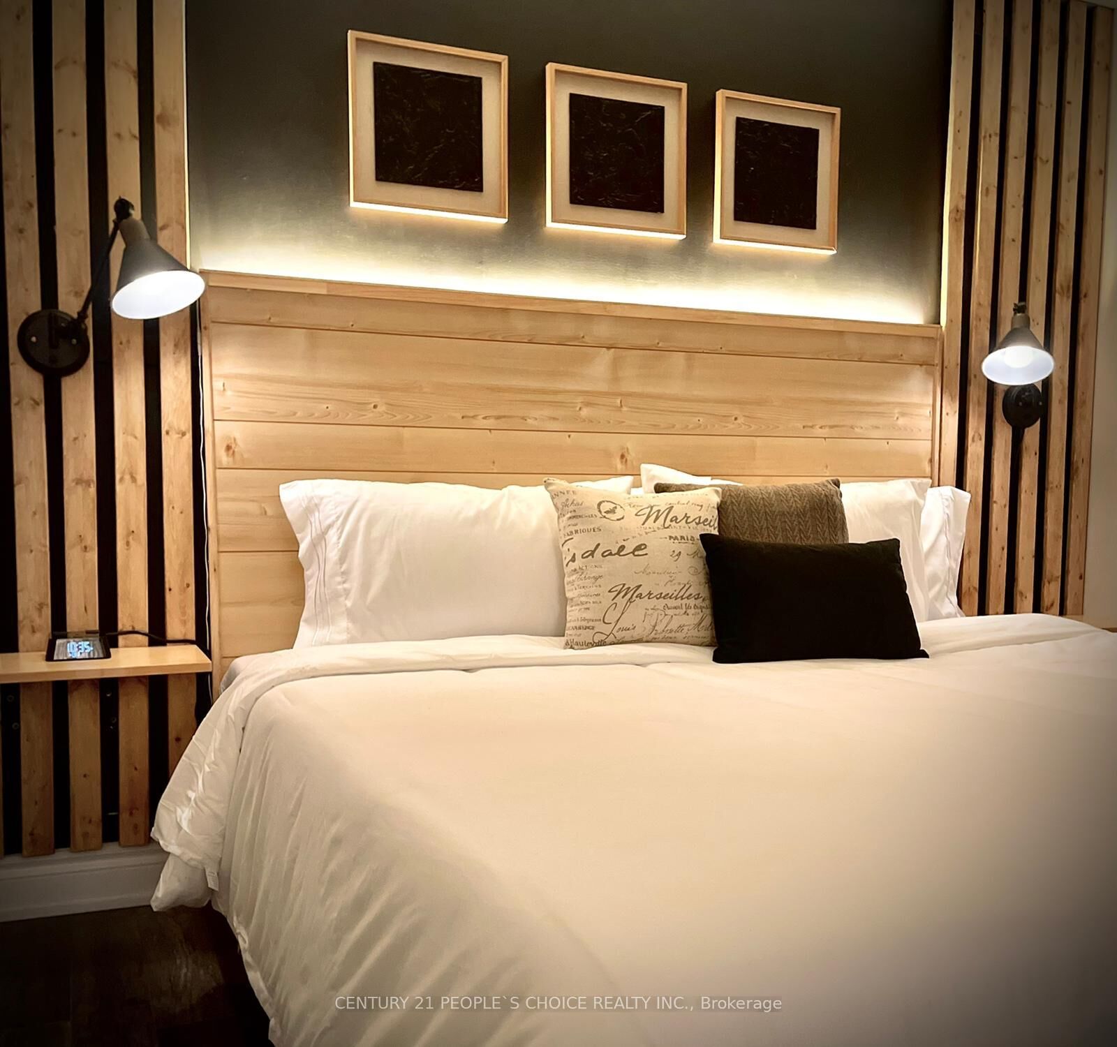 Property Photo: 657 Thompson Road S Bsmt ON L9T 5W8