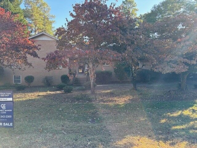 Property Photo: 205 Laurel Ridge Road SC 29621