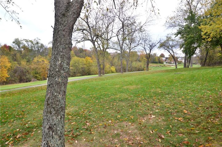 Property Photo:  432 Pine Valley Drive  PA 15017 