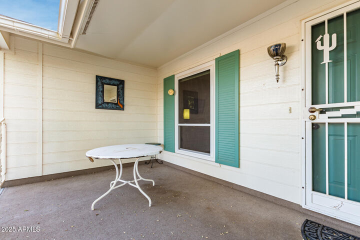 Property Photo: 10213 W Kingswood Circle AZ 85351