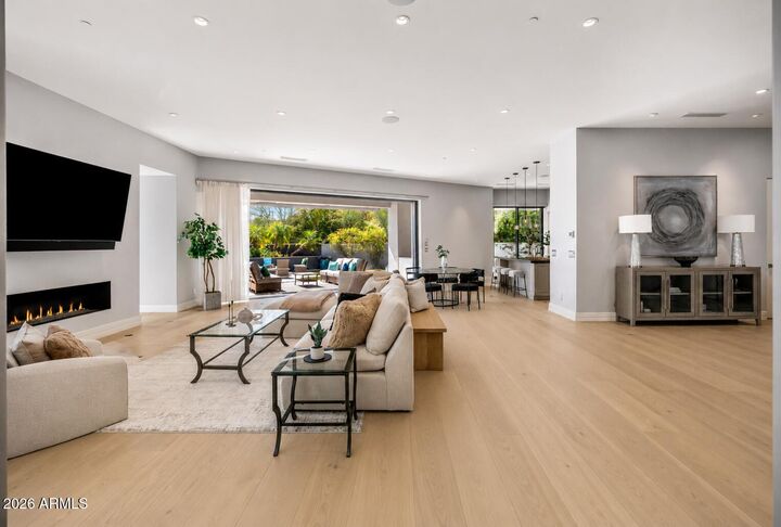 Property Photo: 5434 E Lincoln Drive 67 AZ 85253
