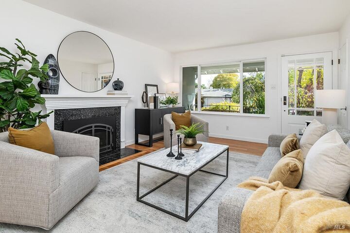 Property Photo: 103 Corrillo Drive CA 94903