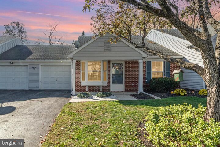 28 Fieldcrest Drive  Mechanicsburg PA 17050 photo