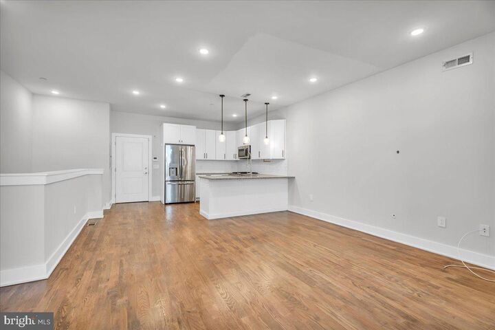 Property Photo: 207 E Allen Street 2 PA 19125