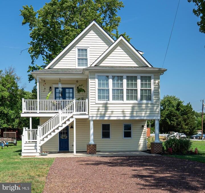 Property Photo: 863 Sue Grove MD 21221