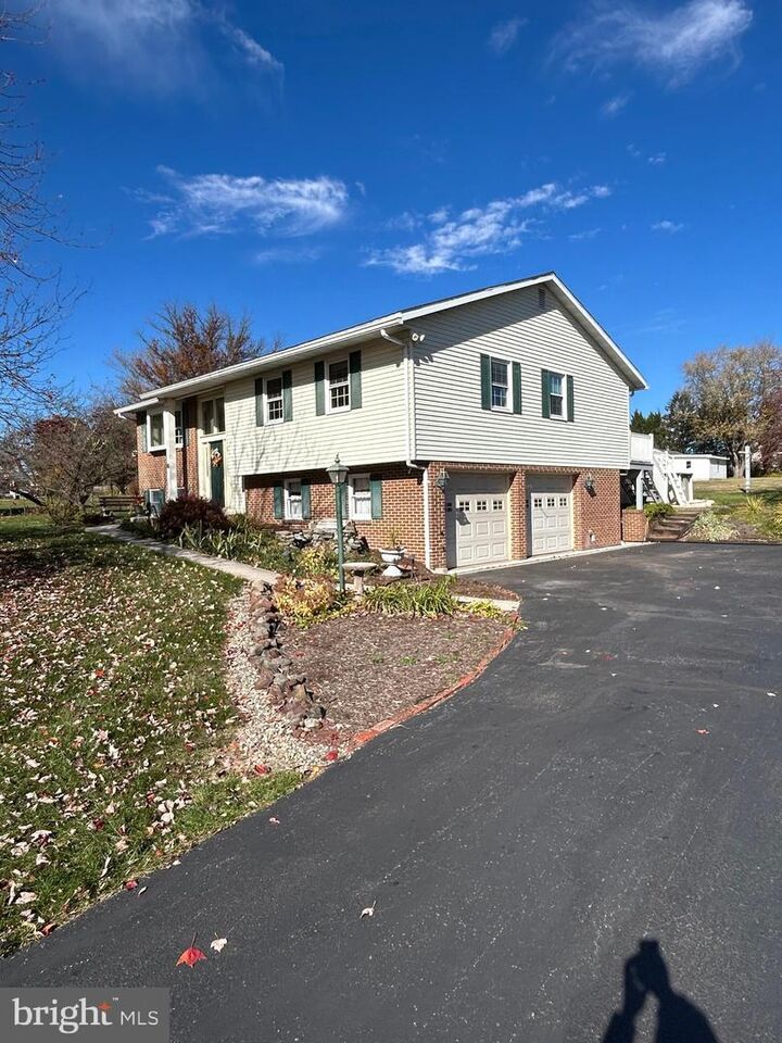 Property Photo:  95 Table Rock Road  PA 17325 