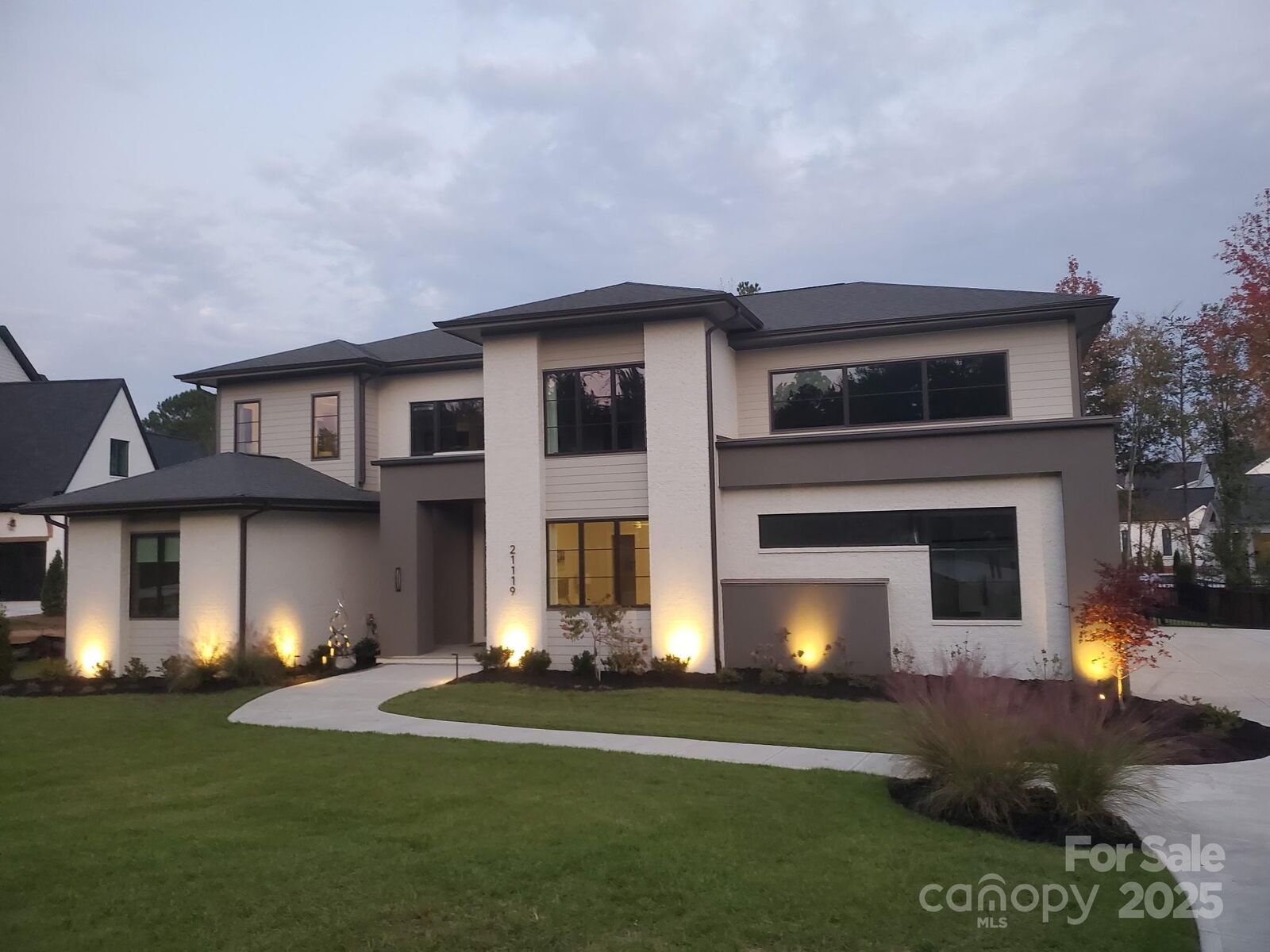 Property Photo:  21119 Vandrake Circle  NC 28036 