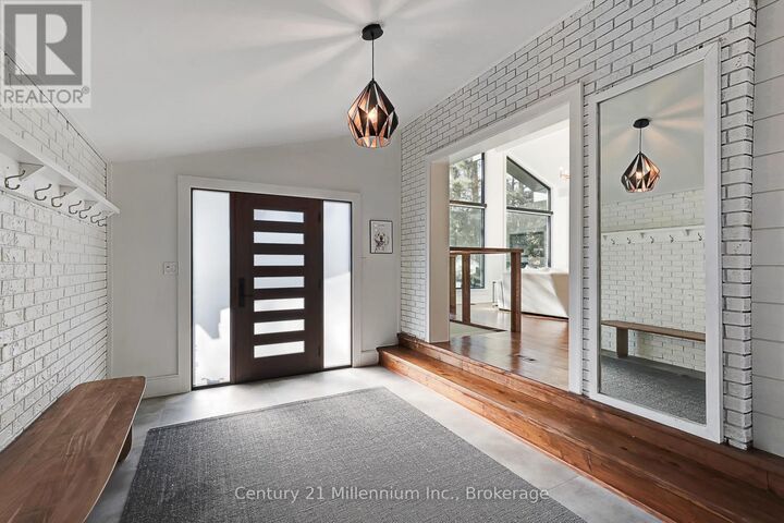 Photo de la propriété:  145 Russell Street West  ON N0H 2P0 