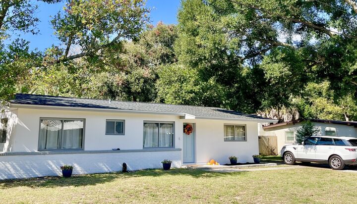 415 Avon Lane  Mary Esther FL 32569 photo