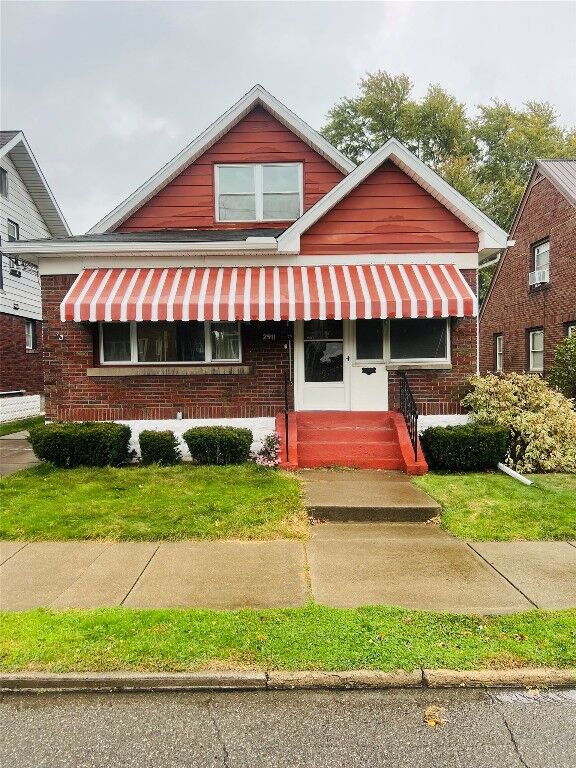 2911 Wayne Street  Erie PA 16504 photo