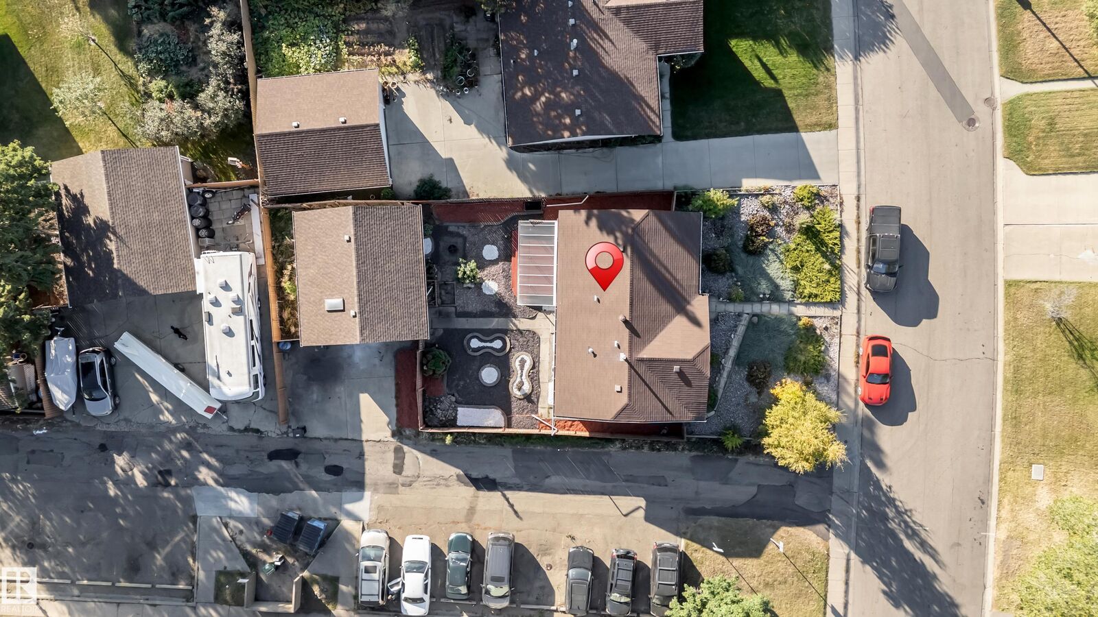 Property Photo: 8103 14 Avenue NW AB T6K 1X3