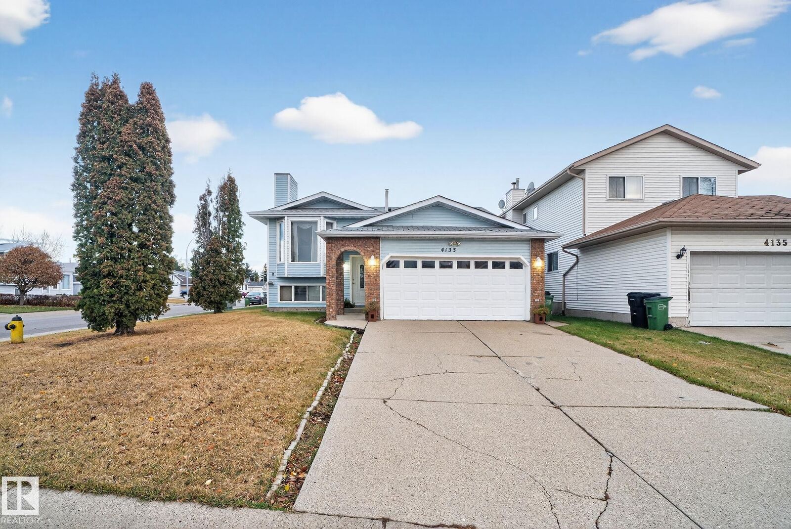 Property Photo: 4133 28 Avenue NW AB T6L 4H2