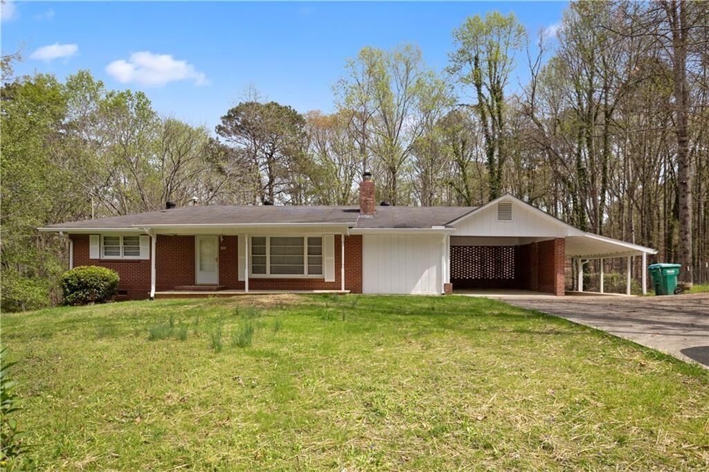 Property Photo:  430 Haynes Road  GA 30114 