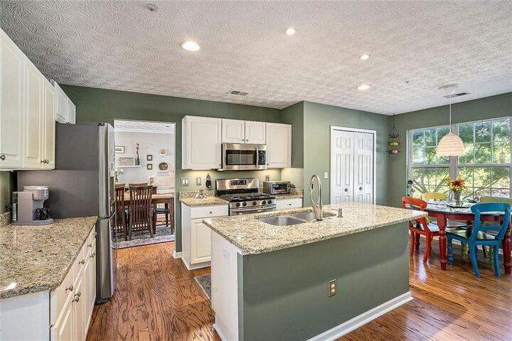 Property Photo:  73 Whitlock Square SW  GA 30064 