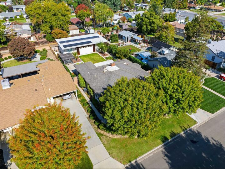 Property Photo:  1673 Union  CA 93631 