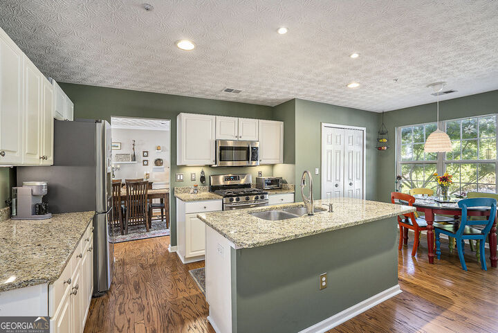 Property Photo: 73 Whitlock Square SW GA 30064