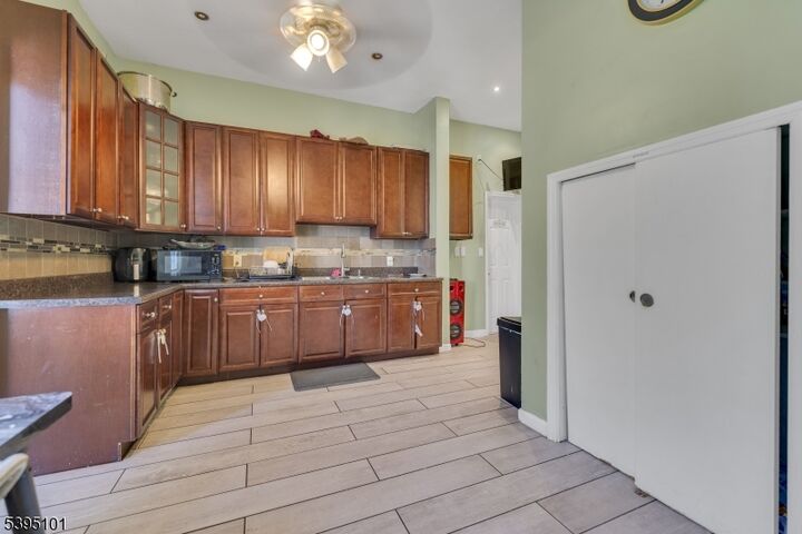 Property Photo: 361 15th Ave 3 NJ 07504