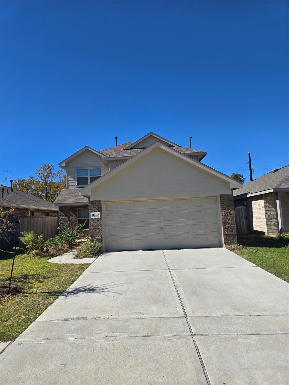 Property Photo: 9219 Velasco Hills Drive TX 77521