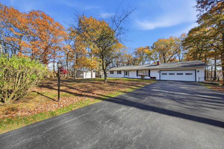 Property Photo:  254 Shoddy Hollow Road  NY 10963 