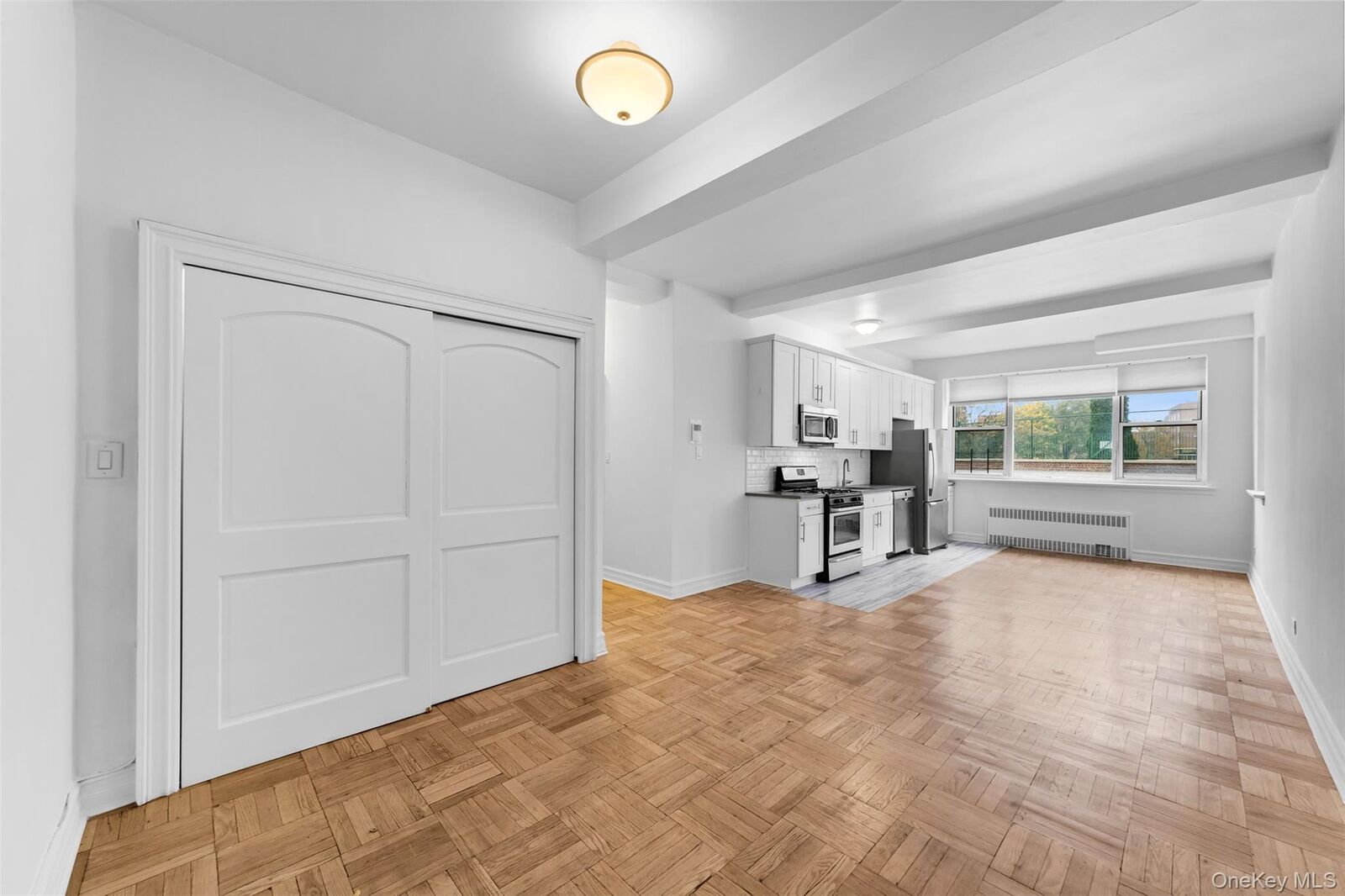 Property Photo:  3850 Hudson Manor Terrace Lbe  NY 10463