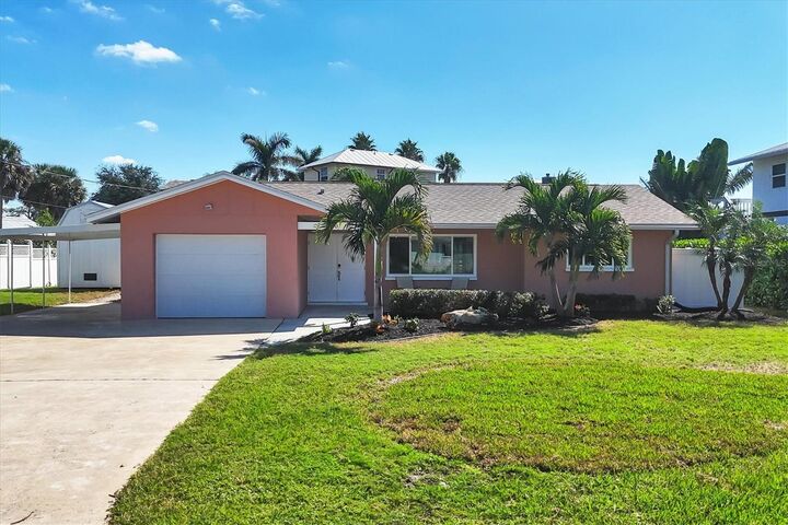 Property Photo:  470 Ceil Drive  FL 34275