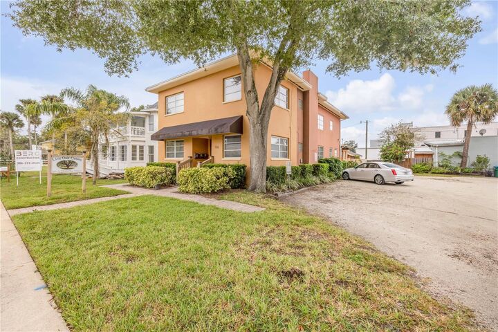 Property Photo: 106 Live Oak Street FL 32168