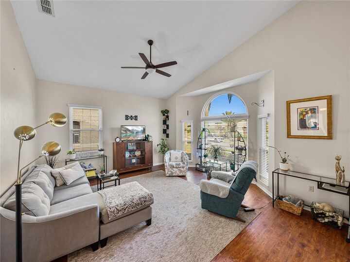 Property Photo:  6052 Condor Drive  FL 33809